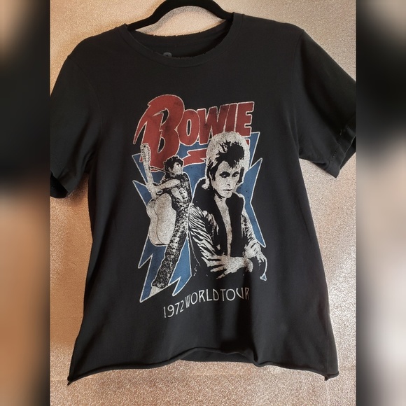 Bowie Tops - David Bowie Graphic Band Tee Small